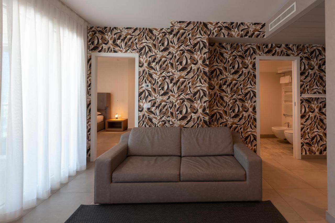 Mosella Suite Hotel Sottomarina Exterior foto